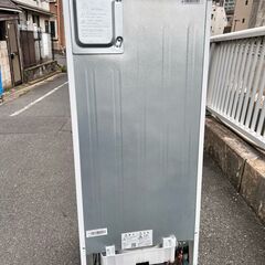 【449】【￥22000】冷蔵庫　SHARP　SJ-D15H-W　152L　2022年製造の画像