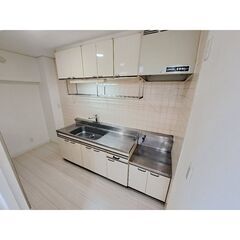 KS🌸賃料１か月無料💕敷金ゼロ🌟礼金ゼロ🌟仲介手数料ゼロ🌟両毛線「前橋」駅 バス8分 バス停まで徒歩5分🚃エレベーター付き🌟 − 群馬県