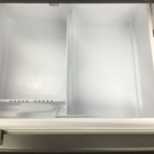 #E-47【ご来店頂ける方限定】MITUBISHIの3ドア冷凍冷蔵庫です