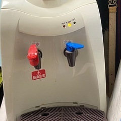 ウォーターサーバー卓上式