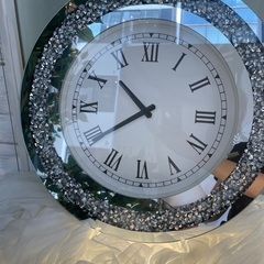 5/24までクリスタル掛け時計の画像