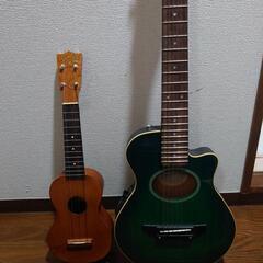 YAMAHAのエレアコとウクレレ