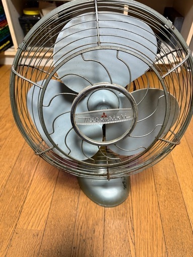【レビューで送料無料】 昭和レトロアンティーク扇風機 (Shiro) 東大和市の季節、空調 人文+社会