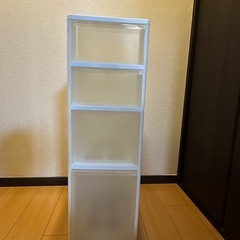 ニトリ　中身が判別しやすい　ミドルストッカー　カラーボックス