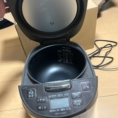 炊飯器の画像