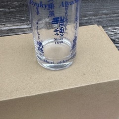 新品，未使用未使用のビールジョッキ，1個100円の画像