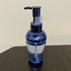 セラティス　ムーンライト　スリーク　ヘアオイル
