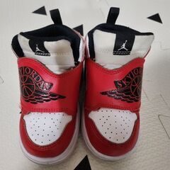 【お取引中】ナイキ 13cm ハイカット