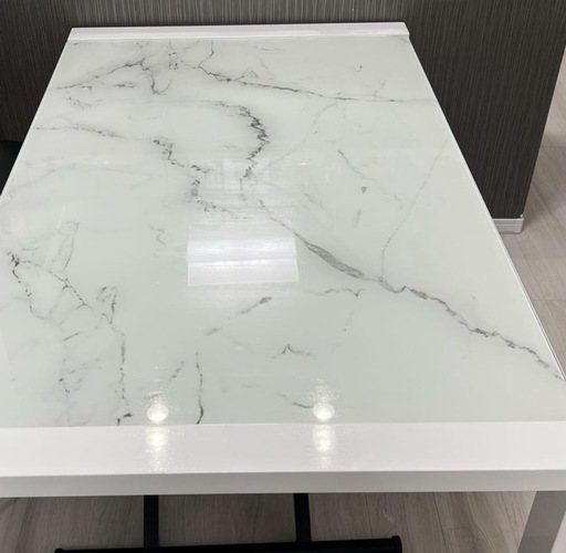 ニトリ　
ダイニングテーブル