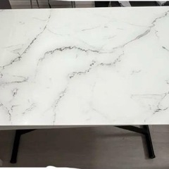 ニトリ　
ダイニングテーブルの画像