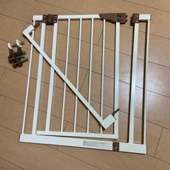 ベビーゲート