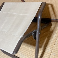 折りたたみ座椅子 チェア 土台 収納しやすいイス アウトドア 釣りの画像
