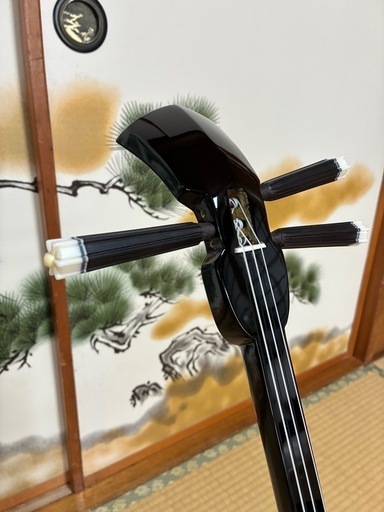 沖縄 三線 本蛇皮 スンチー塗り ケース付き 琉球 民族楽器