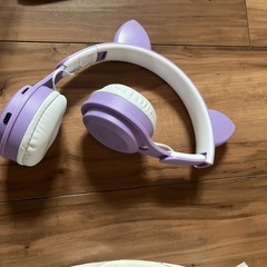新品 輝くワイヤレスオーバーエアヘッドフォン RGB LEDキャットイヤー ステレオ音楽聴き、電話通話、そしてホリデーギフトに最適なキャラクターワイヤレスヘッドフォン。の画像
