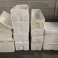 発泡スチロール箱