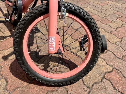 子供用16インテ自転車 補助輪、スタンド、補助ポール付き
