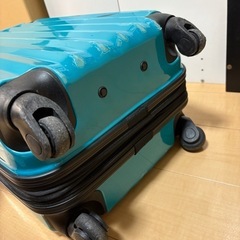 キャリーケース　青　の画像