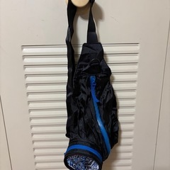 ⑰お取引頂いた方への粗品 marlboroポーチ