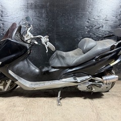 ★支払総額4.5万円★激安バイク続々入荷中！お気軽にお問い合わせください！！ ヤマハ マジェスティ125FI 黒 社外マフラー！ 社外エアクリ！ 社外ハンドル！ アルミステップ！ 車格大きい125cc！ 社外サイドスタンド！　の画像