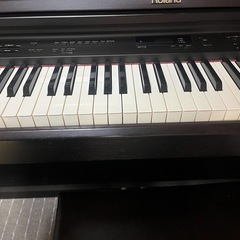 電子ピアノ