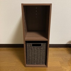 ニトリ 連結できるNカラボ スリム 2段 ブラウン＋カゴ付きの画像