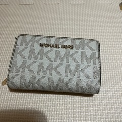 マイケルコース 折りたたみ財布