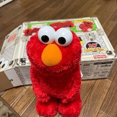 セサミストリート　エルモ　おもちゃ