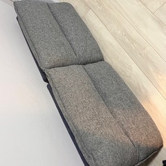 座椅子のように使えるクッション