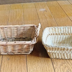 籠　かご　ラタン　小物入れ１つ200円から の画像