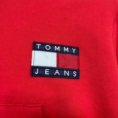 TOMMY HILFIGER ショート丈トレーナーの画像