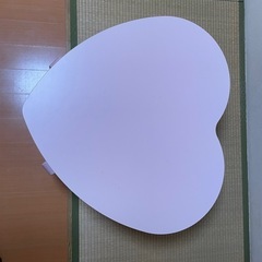 ハート型テーブル　ローテーブル　こたつの画像