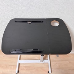 昇降式 パソコンデスクの画像