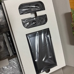 Nintendo Switch 本体　ジョイコン付きの画像