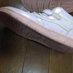 女児用の靴の画像