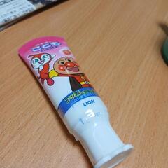 子供用は磨き粉