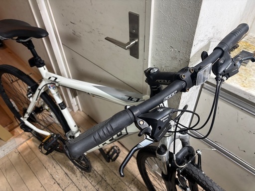 高質 FELT QX70 マウンテンクロスバイク フェルトマウンテンバイク 自転車本体