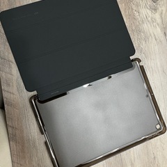iPad10.7インチ 保護フィルム×2+保護ケースの画像