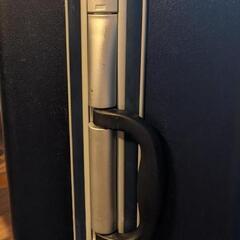 大型キャリーケースの画像