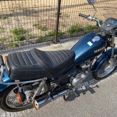 YAMAHA SR125の画像