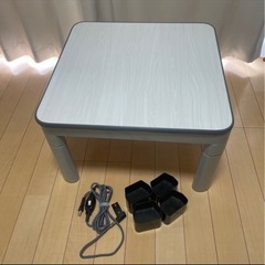 急募！5/20夜、5/21で受け渡しできる方！ 【中古品】こたつ机 こたつ布団、高さ上げ脚つけられますの画像