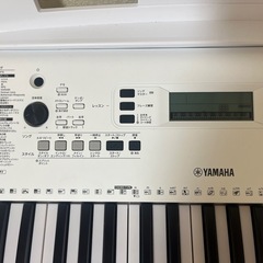 YAMAHA EZ-300 キーボードの画像