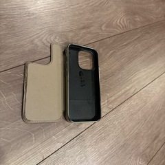 iPhone15Proのスマホケース　鏡付きの画像