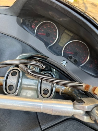 バイク SUZUKI SKYWAVE250