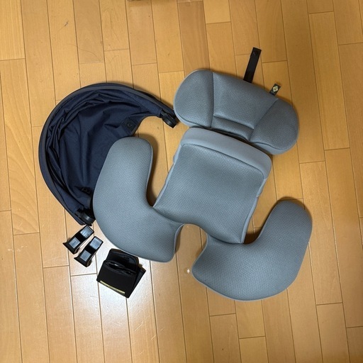 combi  クルムーヴ アドバンス ISOFIX チャイルドシート