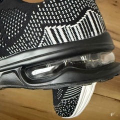 エアーあり‼️
新品27センチの画像
