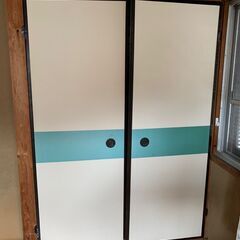 押入れの扉　開き戸　開口１７６ｘ１２６ｃｍ