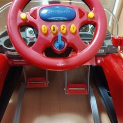 子どもが運転できる車（ペダルカー）フェアレディZの画像
