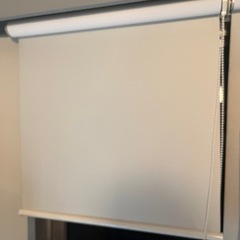 ロールスクリーン　ニトリ 60x180センチ