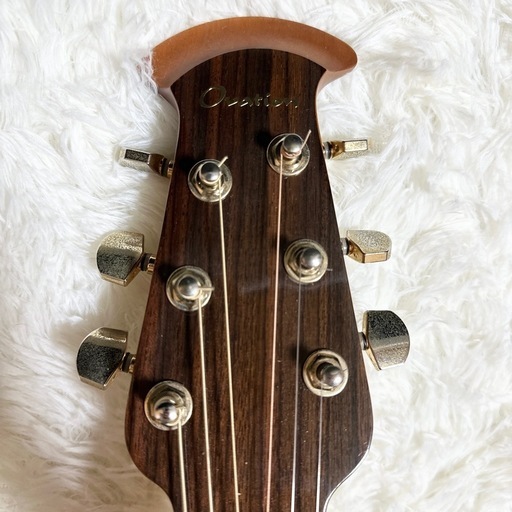 Ovation Celebrity CE44P-PE エレアコ　ケース付き Ovation オベーション Celebrity CE44P-PE エレアコ ケース付き