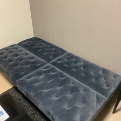 LOWYAベロア調
ソファベッドの画像